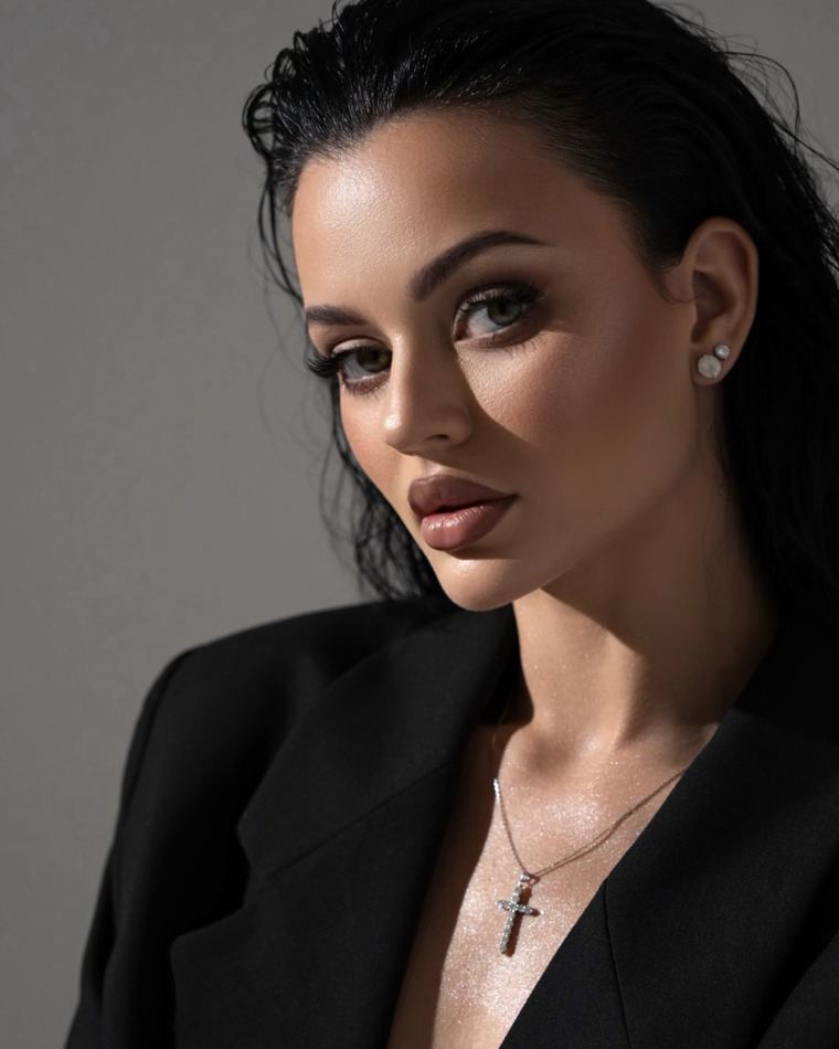 Clean beauty portrait — makeup by Glam On Call