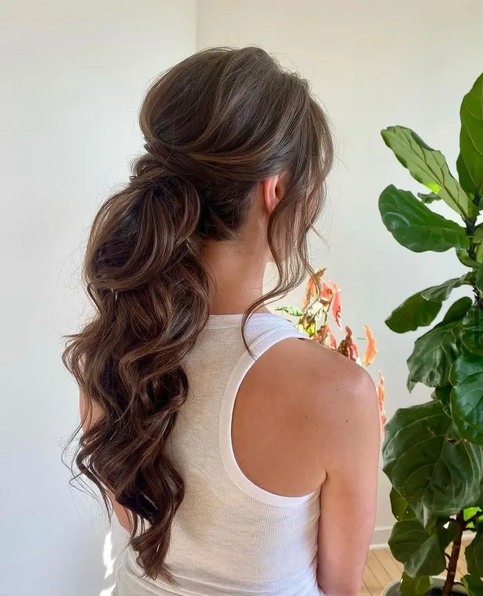 Voluminous waves and event styling by Glam On Call